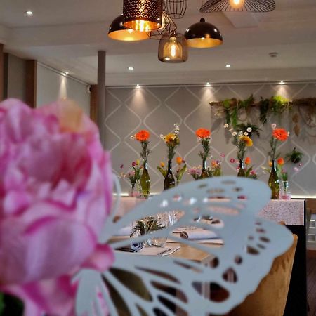 Serrières Logis Hotel Schaeffer- Restaurant Le Saint Georges מראה חיצוני תמונה