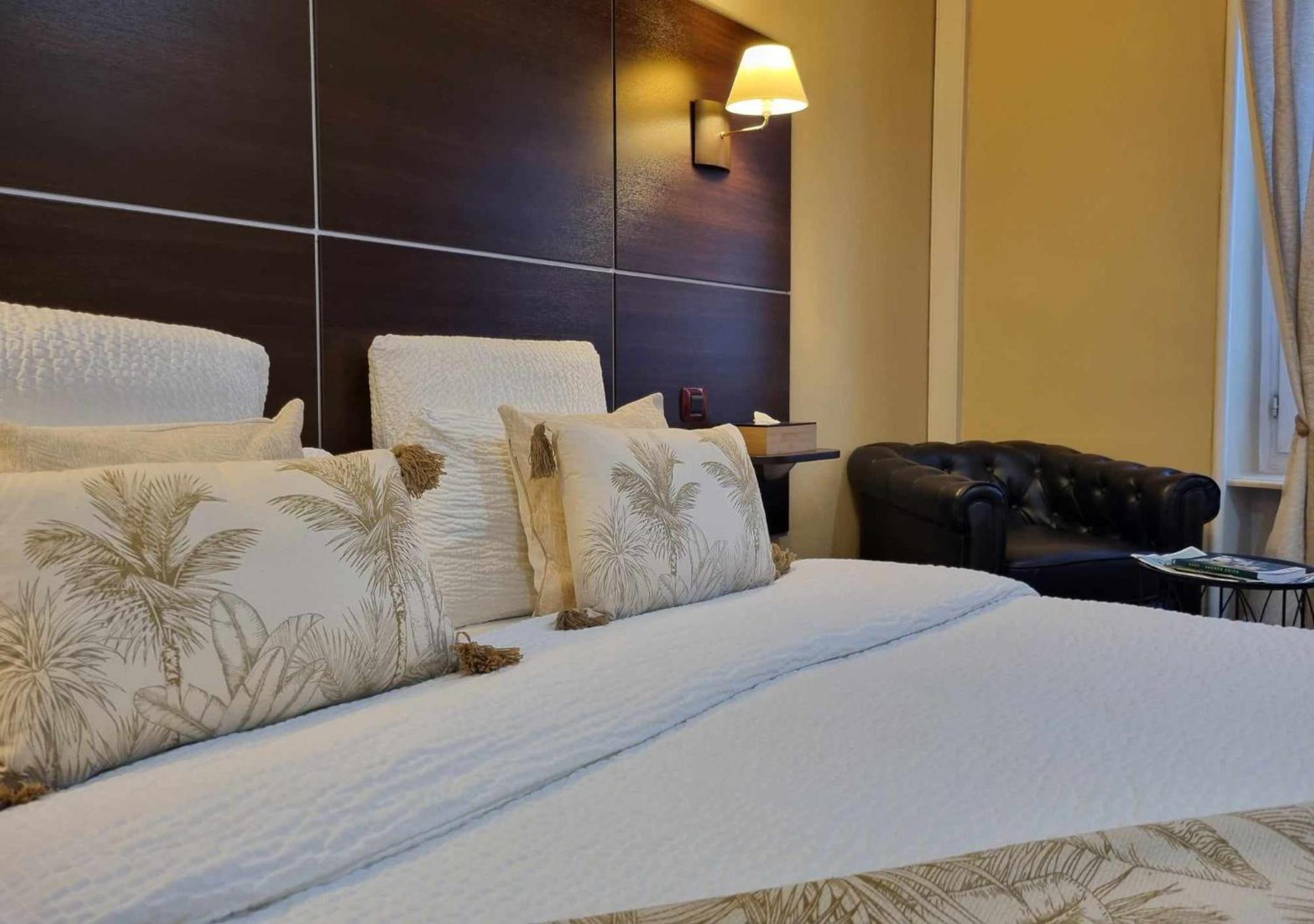 Serrières Logis Hotel Schaeffer- Restaurant Le Saint Georges מראה חיצוני תמונה